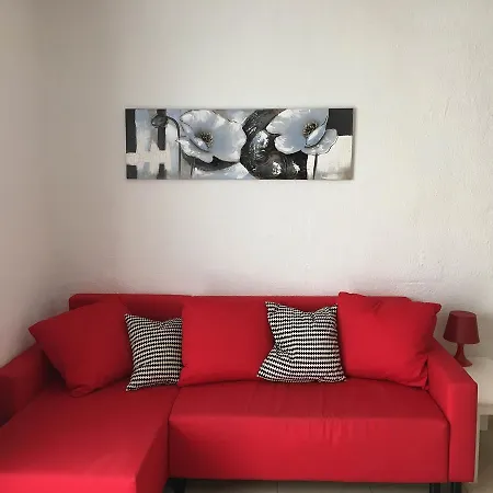 Las Floritas Apartamento *